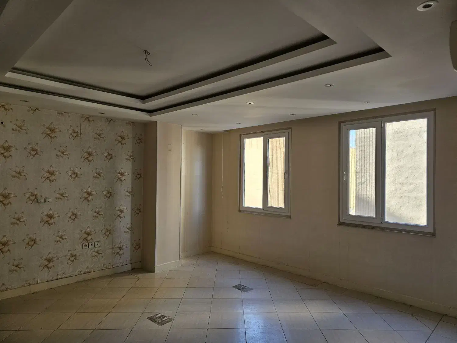 فروش آپارتمان باغستان غربی