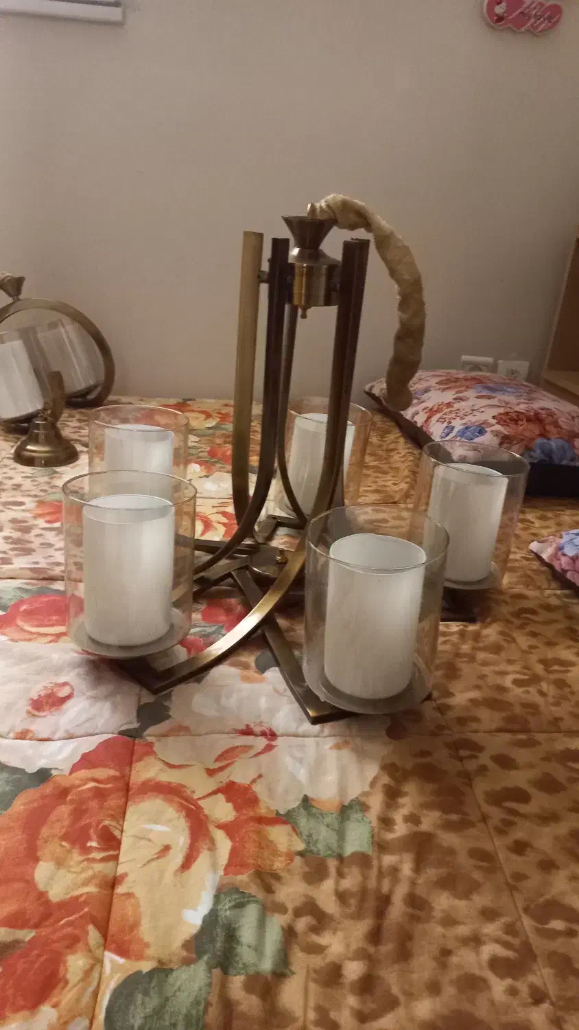 دو عدد لوستر|لوستر و چراغ آویز|مشکین‌دشت, |دیوار