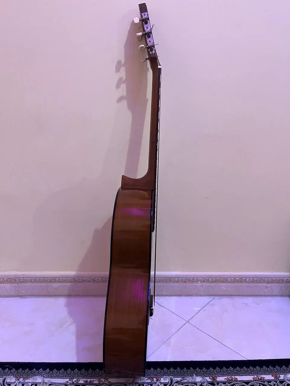 گیتار c40|گیتار، بیس، امپلیفایر|رباط‌کریم, رباط‌کریم|دیوار