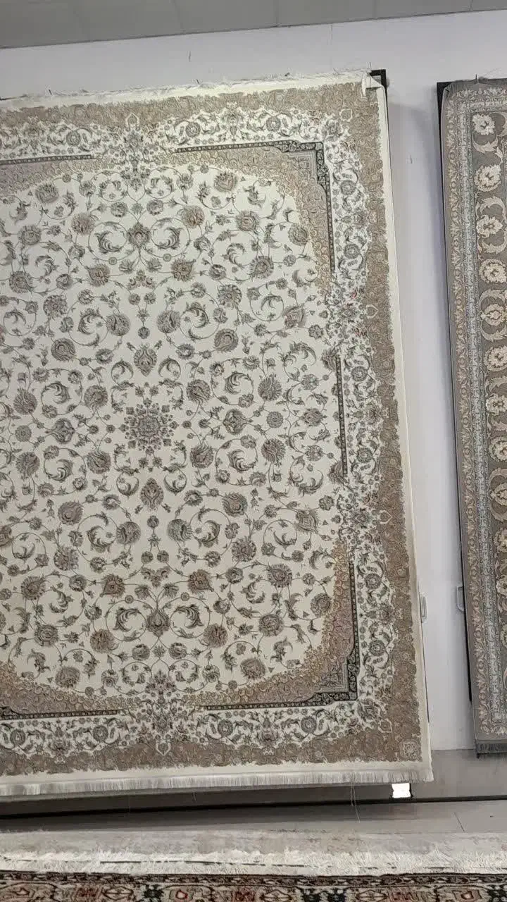 فرش ۱۲۰۰ شانه|فرش|قم, زند آباد|دیوار