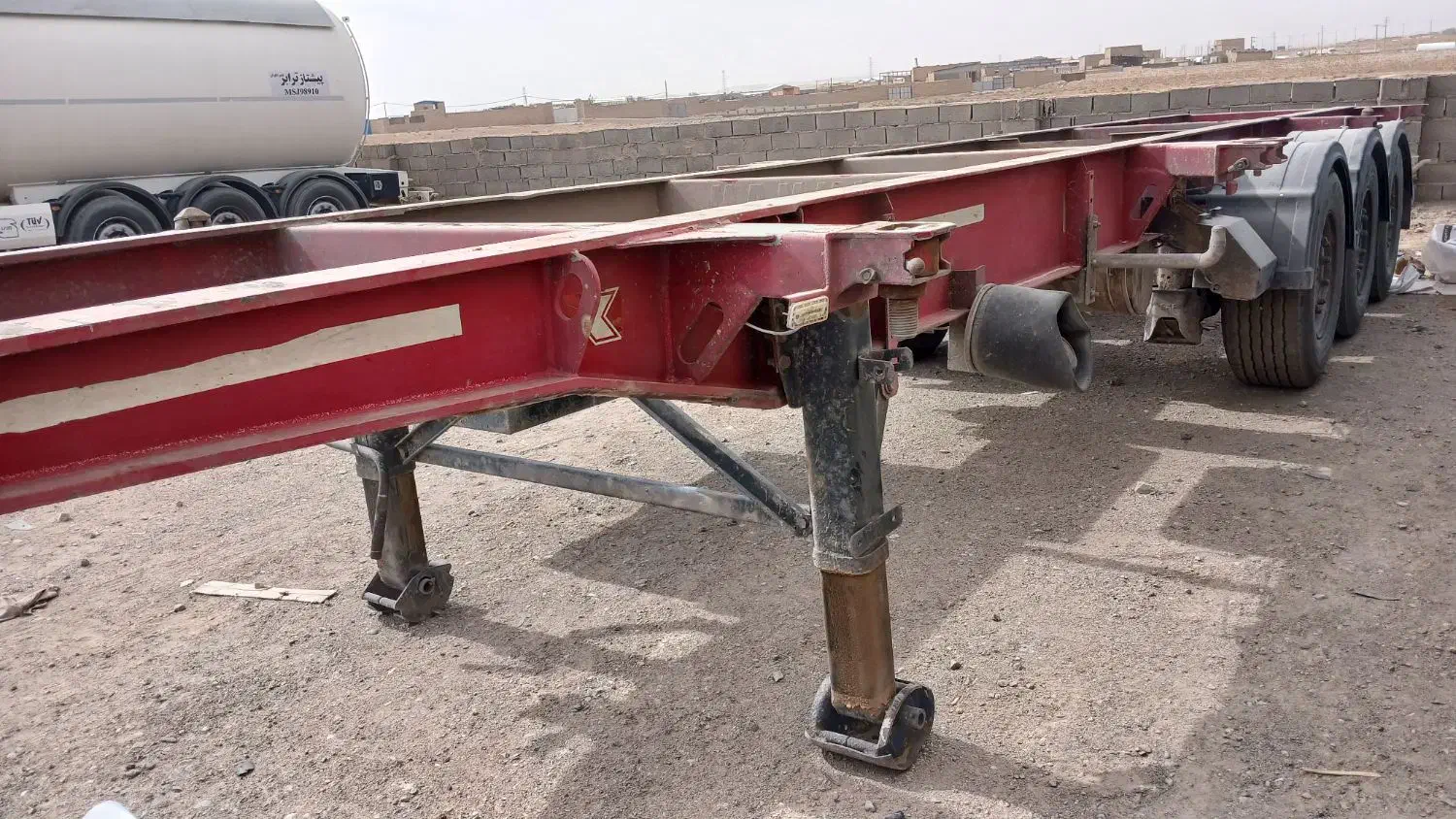 تیغه ماموت|خودرو سنگین|تایباد, |دیوار