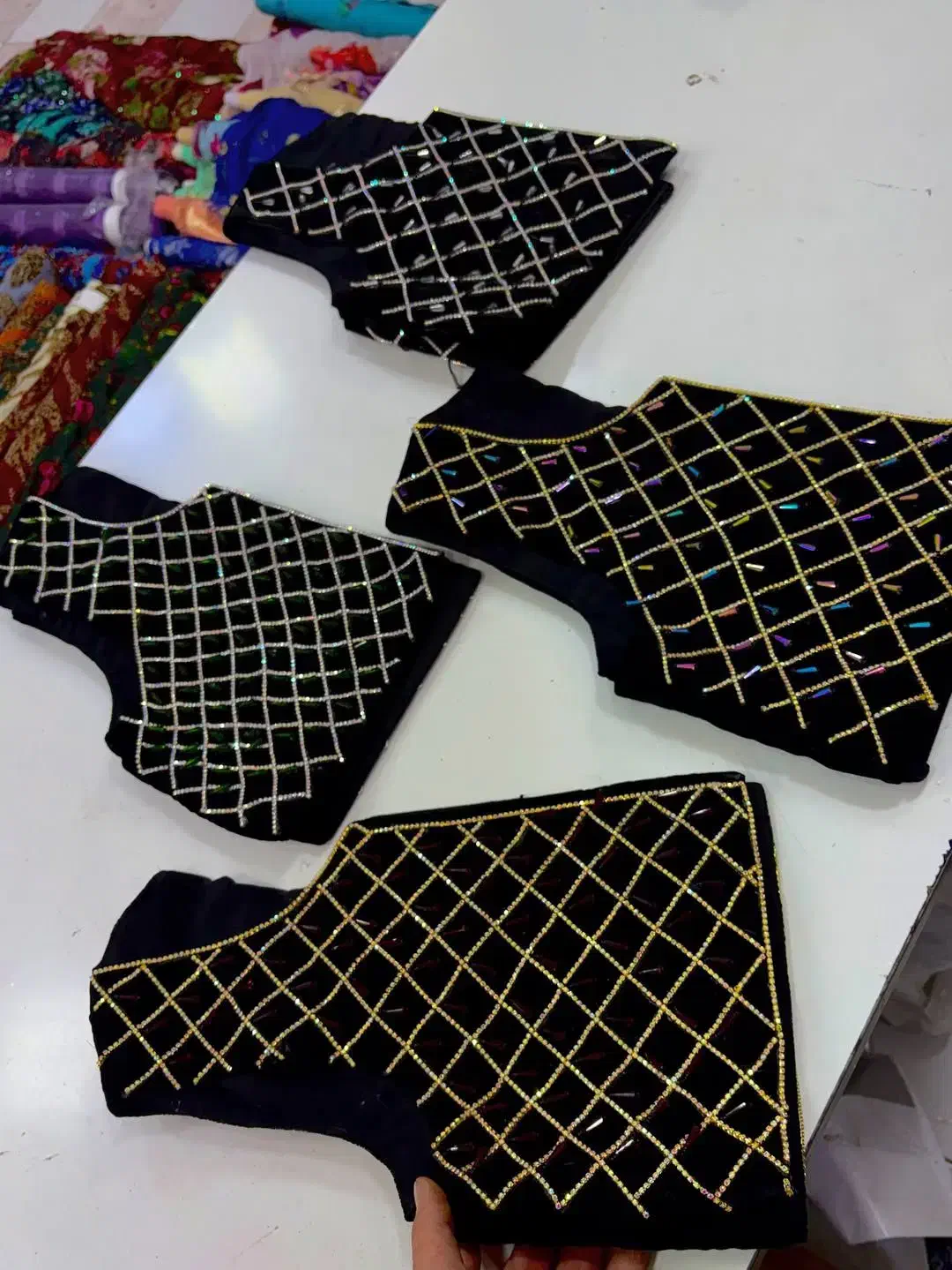 جلیقه کوردی|لباس|سلماس, |دیوار