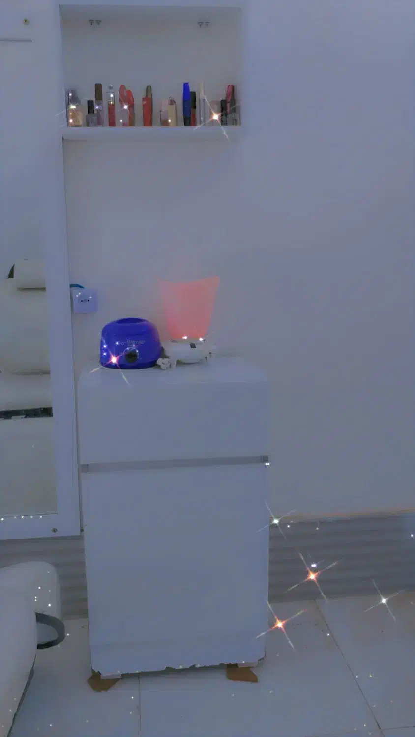 دکور ارایشگاه|آرایشگاه و سالنهای زیبایی|زاوه, |دیوار