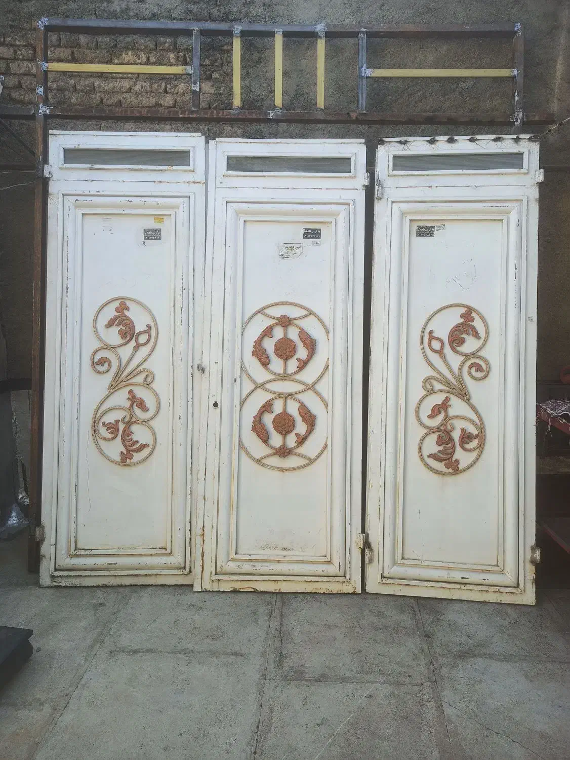 درب حیاط و پارکینگ زیبا|مصالح و تجهیزات ساختمان|سقز, |دیوار