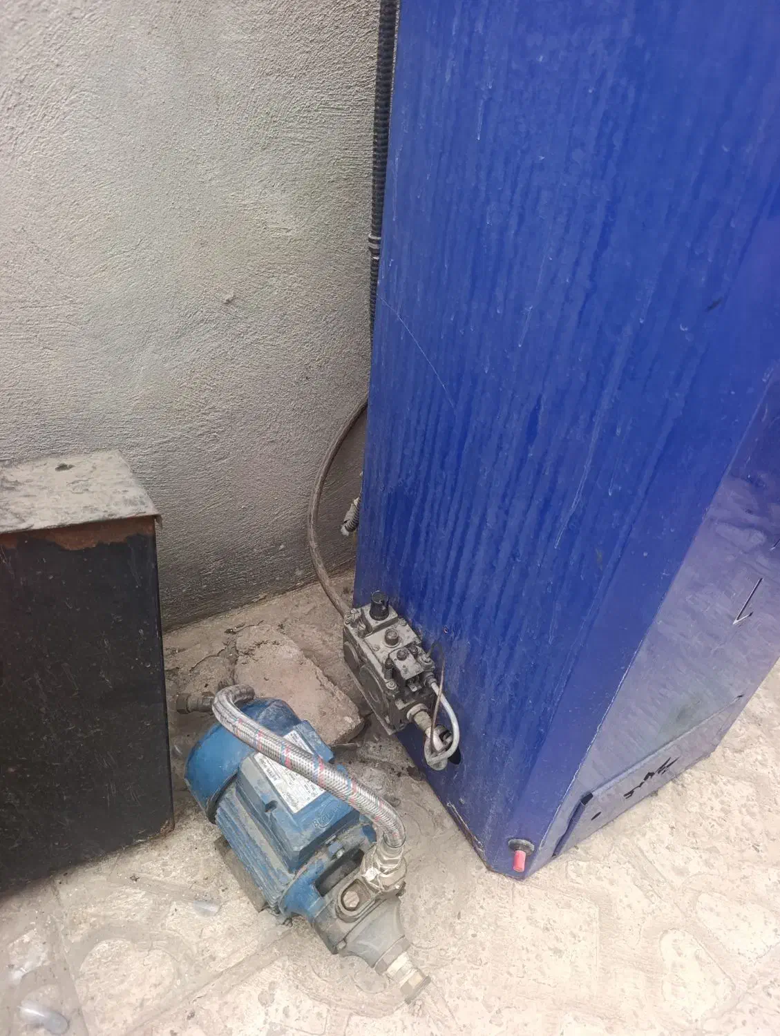 دیگ بخار ۱۲۰ لیتر استفاده شده مارک رویال|ماشین‌آلات صنعتی|قرچک, پویینک|دیوار