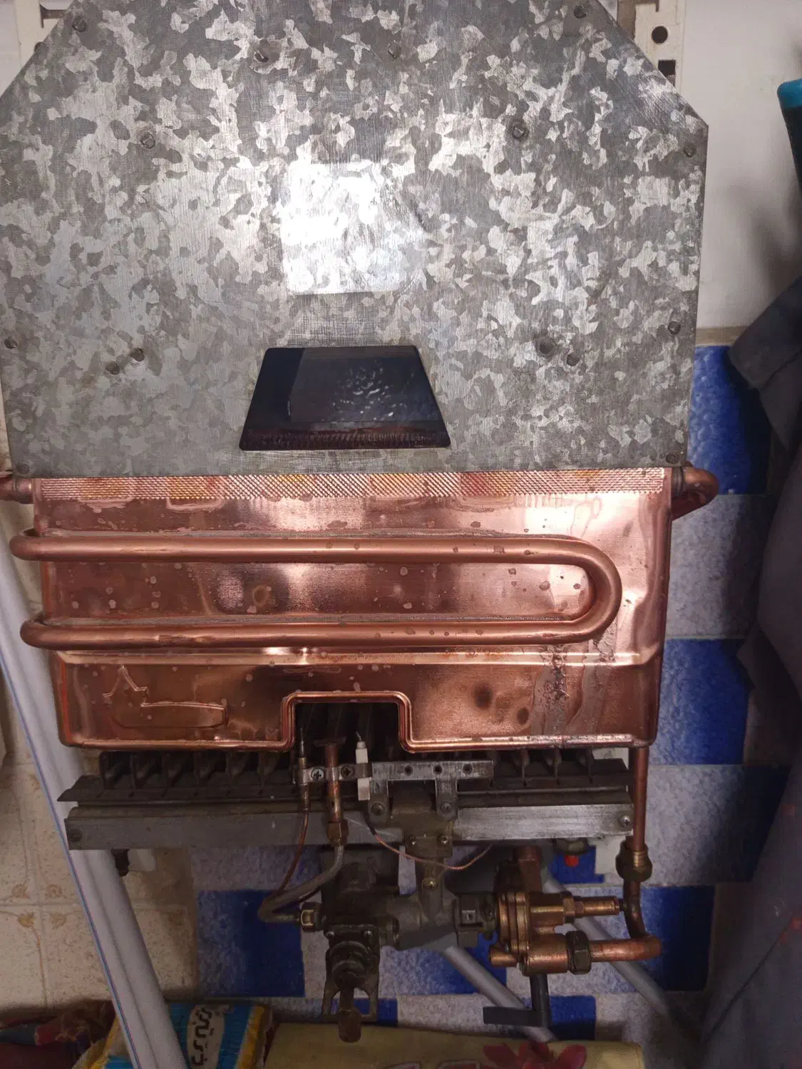 آبگرمکن 3118بوتان مبدل نو|آبگرمکن، پکیج، شوفاژ|اهر, |دیوار