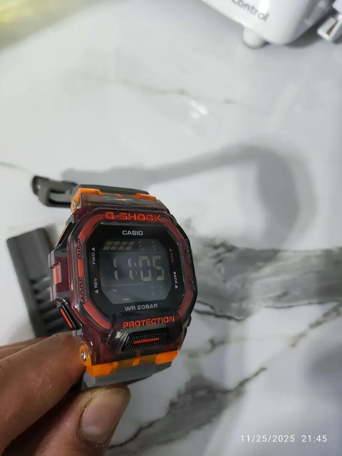 جی شاک،کاملا نو و ضدآب|ساعت|تهران, درختی|دیوار