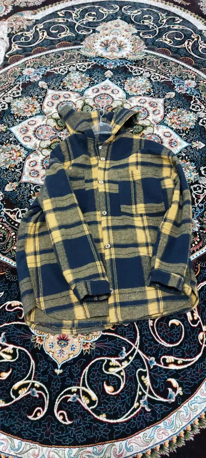 مانتو|لباس|بیجار, |دیوار