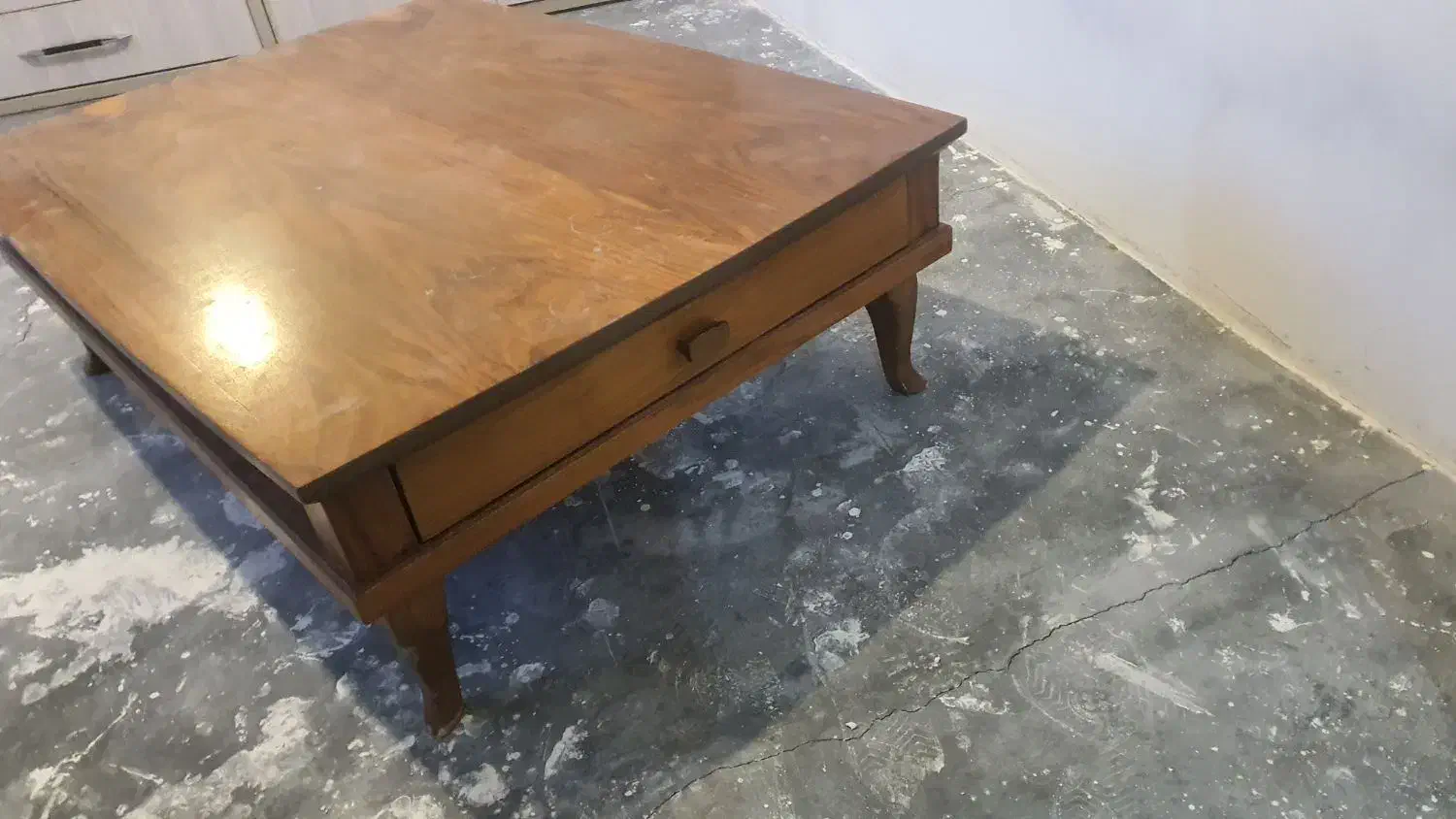 میز جلومبلی|مبلمان خانگی و میز عسلی|سنندج, |دیوار