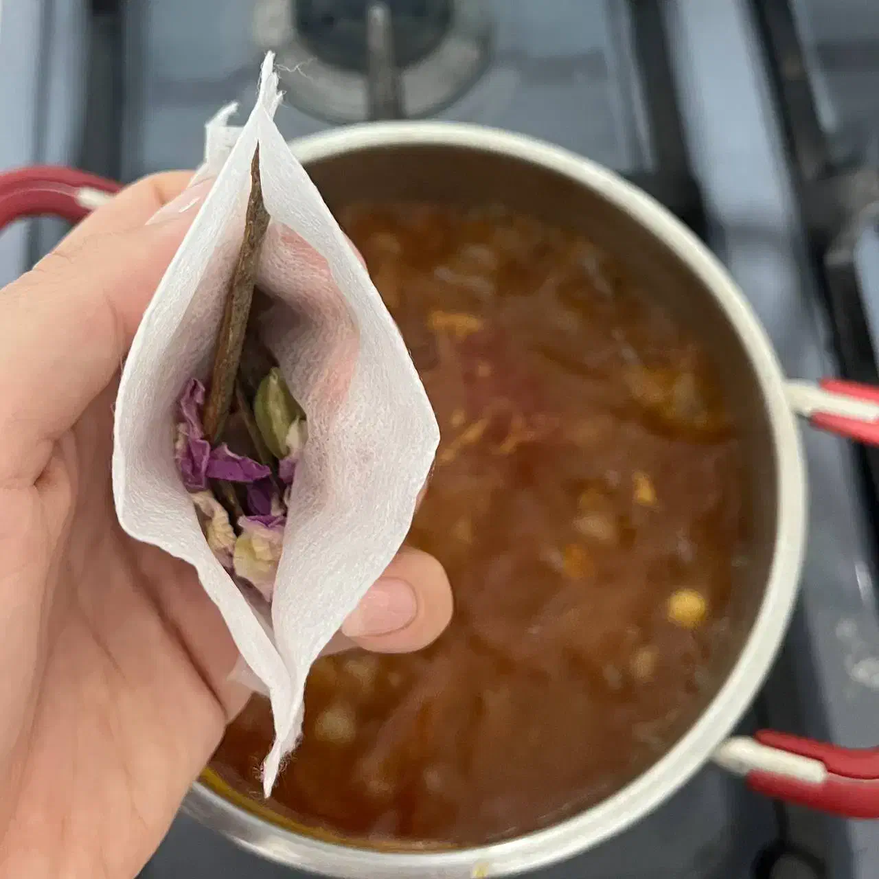 فیلتر چای یکبارمصرف|ظروف نگهدارنده، پلاستیکی، یک‌بارمصرف|قم, علی آباد|دیوار