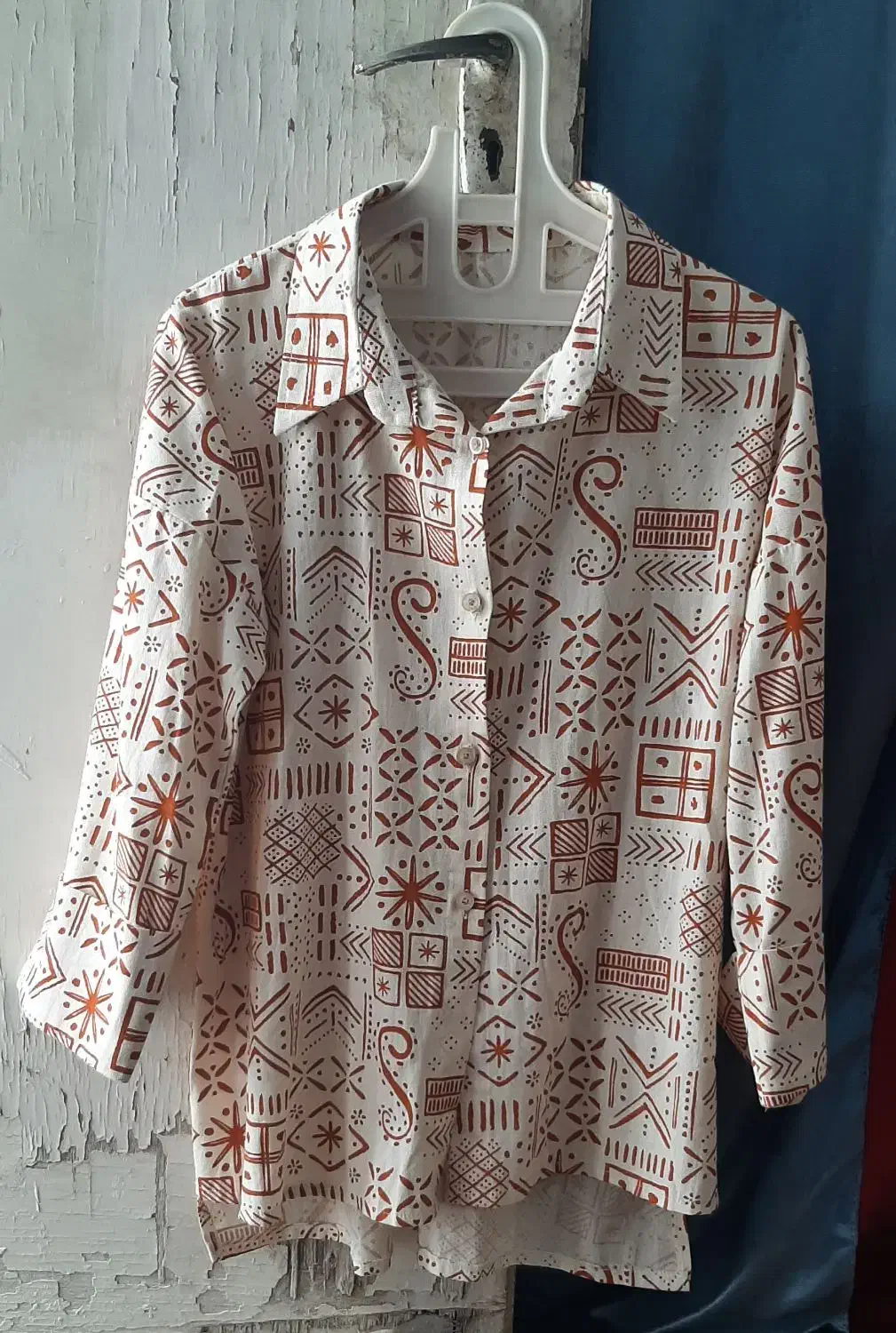 مانتوولباس|لباس|گرگان, |دیوار