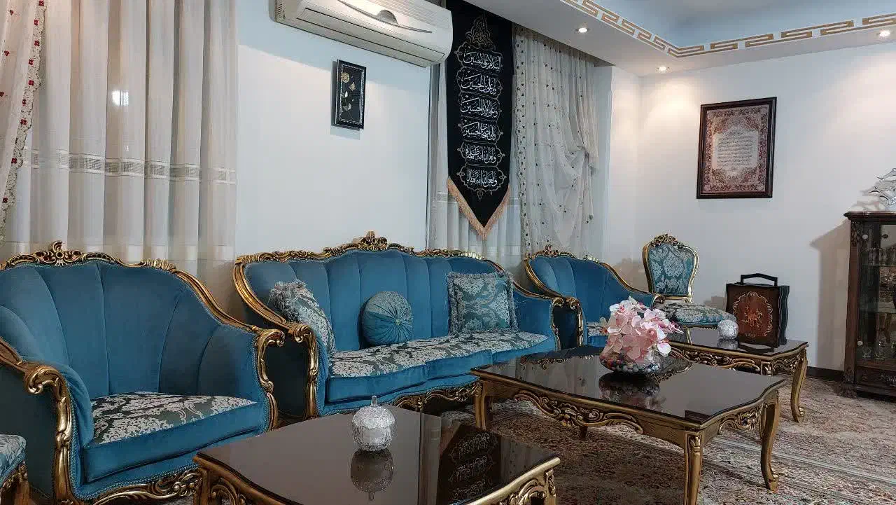 مبل ۷نفره با ۲ صندلی میزبان میز وسط ۲عدد عسلی|مبلمان خانگی و میز عسلی|تهران, بهار|دیوار