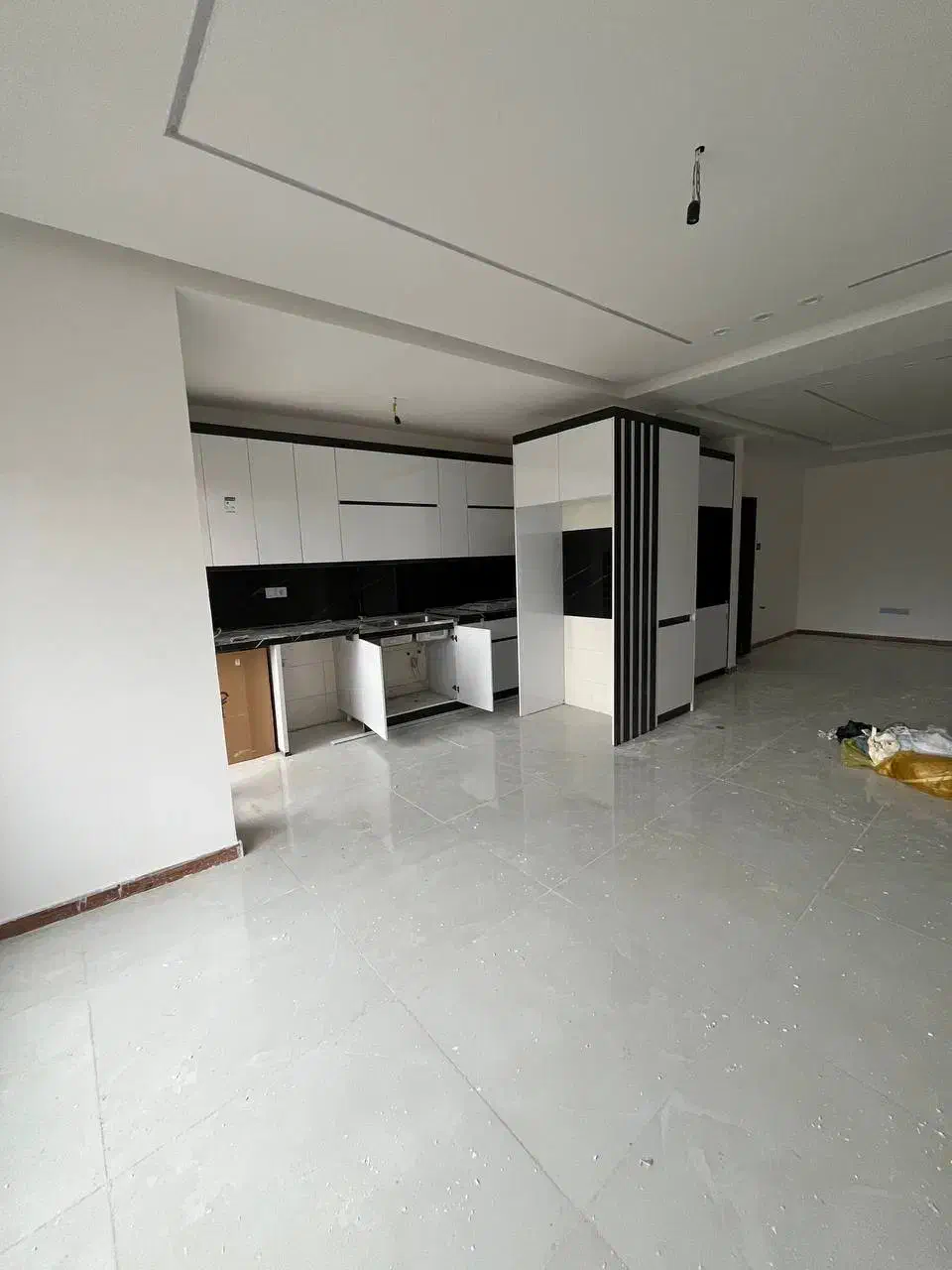 فروش/۹۱متری/۲خوابه/وام دار/در صنایع مقدم|فروش آپارتمان|لنگرود, |دیوار