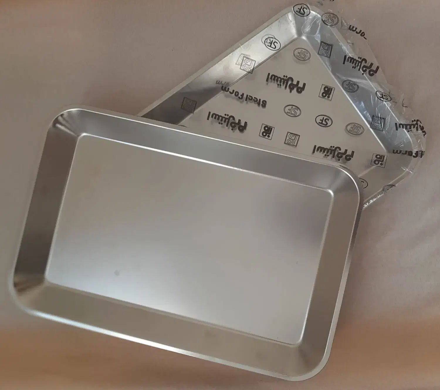 سینی استیل لبه دار|ظروف سرو و پذیرایی|تهران, سردارجنگل|دیوار