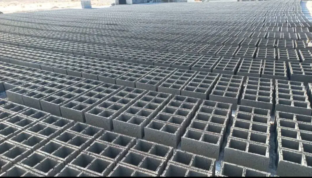 بلوک دیواری نی ریز.بابهترین کیفیت|مصالح و تجهیزات ساختمان|سیرجان, |دیوار