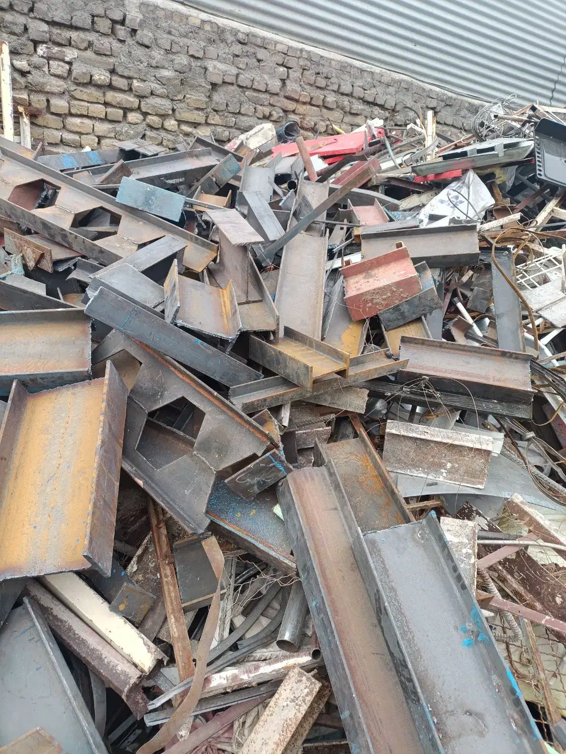خرید و فروش ضایعات آهن چدن مس برنج آلمینیوم سماور|عمدهفروشی|مشهد, امام رضا (ع)|دیوار