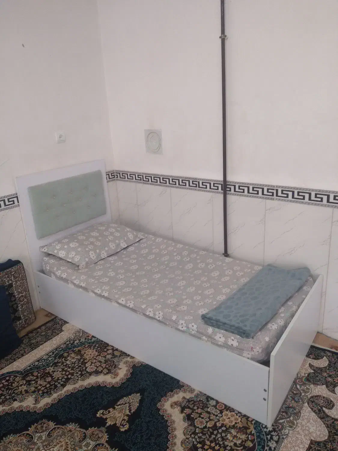 تخت خواب|تشک تختخواب|تویسرکان, |دیوار