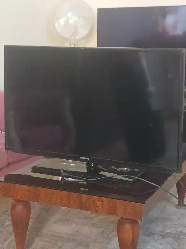 تلویزیون ۴۲ اینچ سامسونگ( ال سی دی)|تلویزیون و پروژکتور|تهران, فدک|دیوار