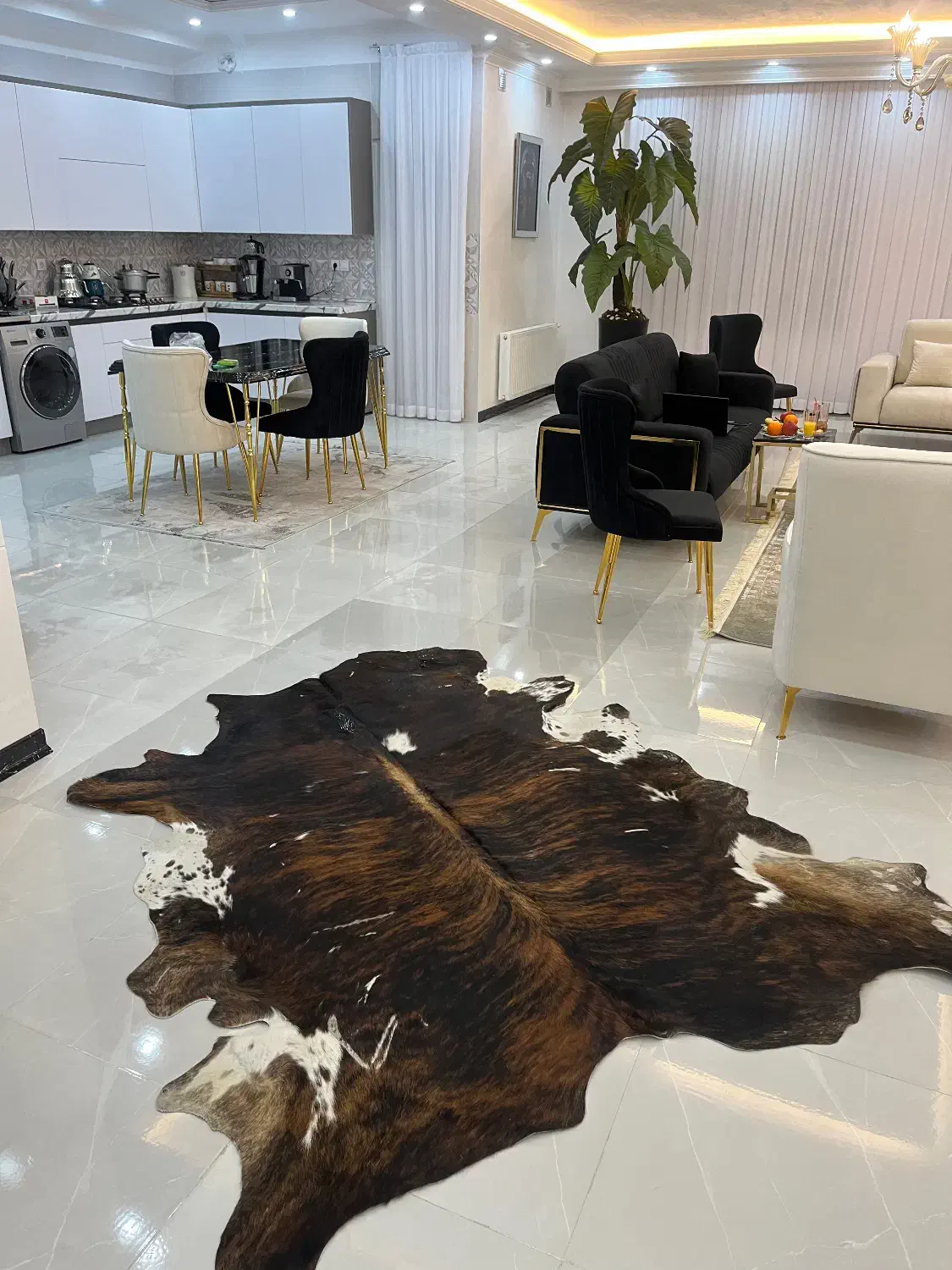 پوست چرم گاو بز|فرش|باقرشهر, |دیوار