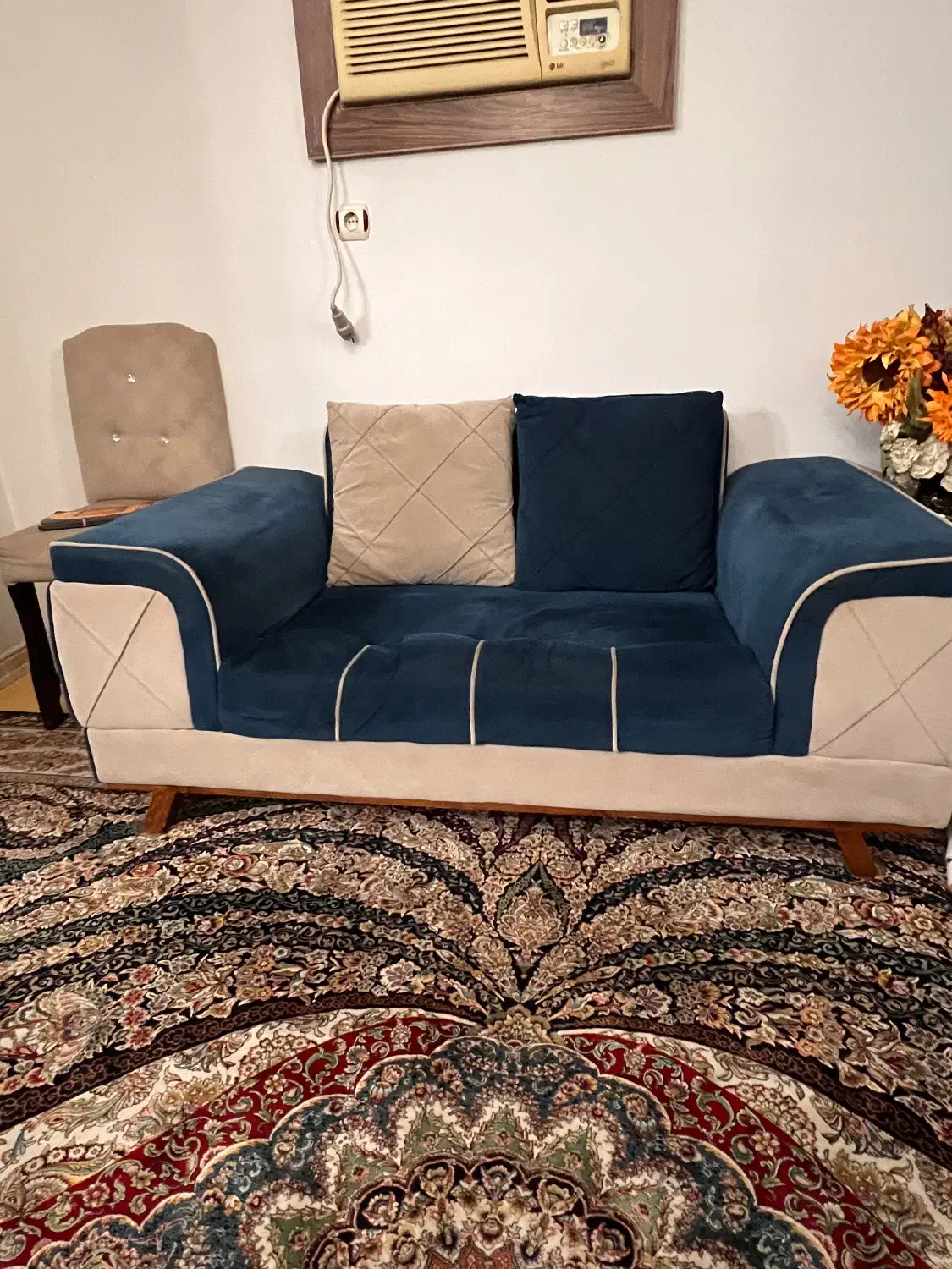 فروش فوری مبل ۷ نفره و میز ناهار خوری ۶ نفره|مبلمان خانگی و میز عسلی|تنکابن, |دیوار