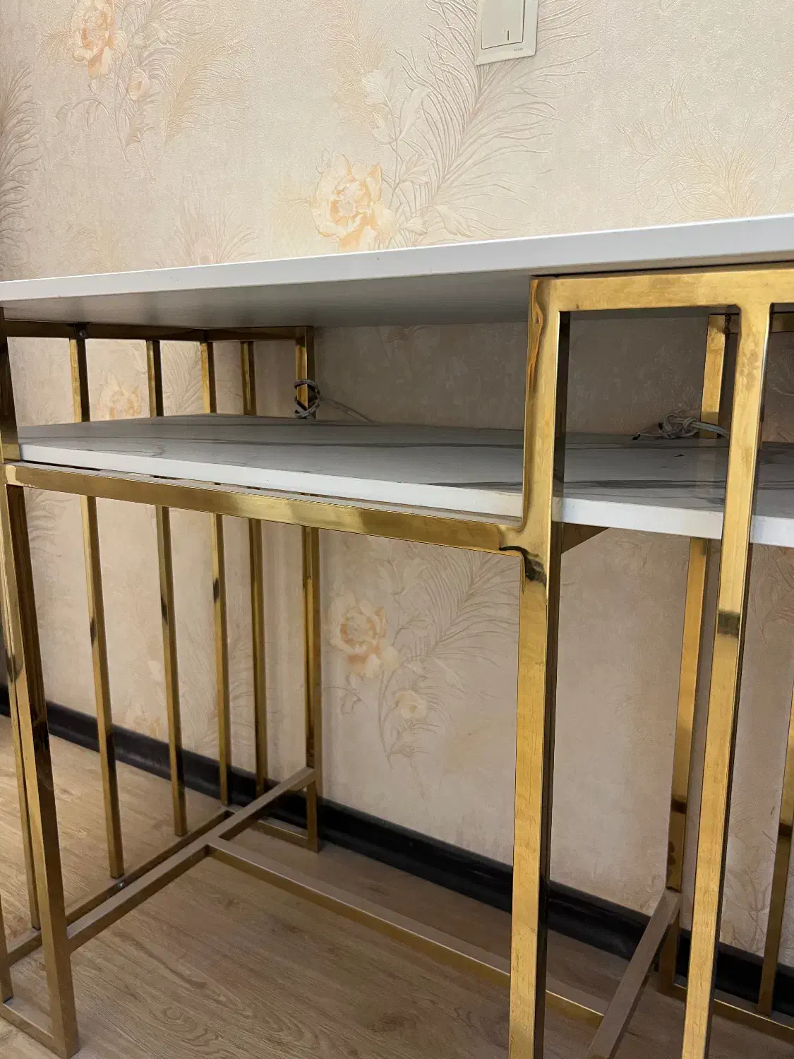 میز ناخن تمام استیل درجه یک|آرایشگاه و سالن‌های زیبایی|ری, دیلمان|دیوار