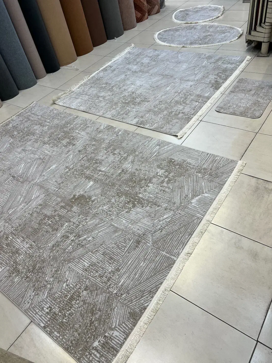 فرش آشپزخانه ۲*۲ و ۲/۵*۲ با پادری|فرش|تبریز, |دیوار