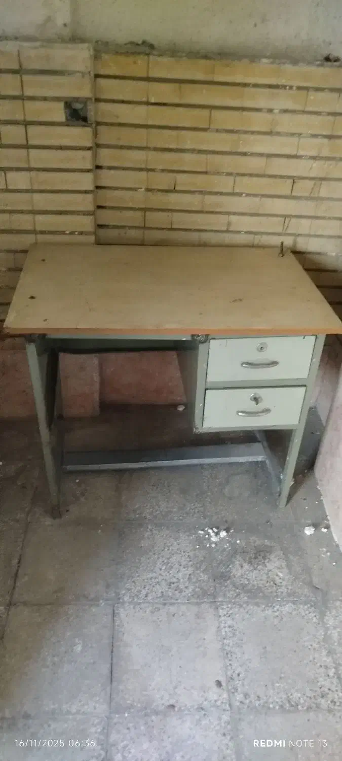 میز کار فلزی|میز تحریر و کامپیوتر|شاهرود, |دیوار