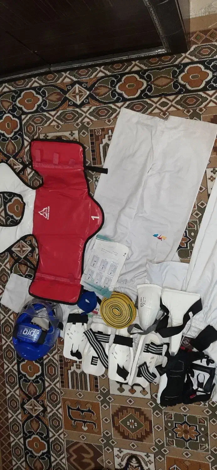 لوازم و لباس تکواندو توپتین اورجنیال|لباس|شهرضا, |دیوار