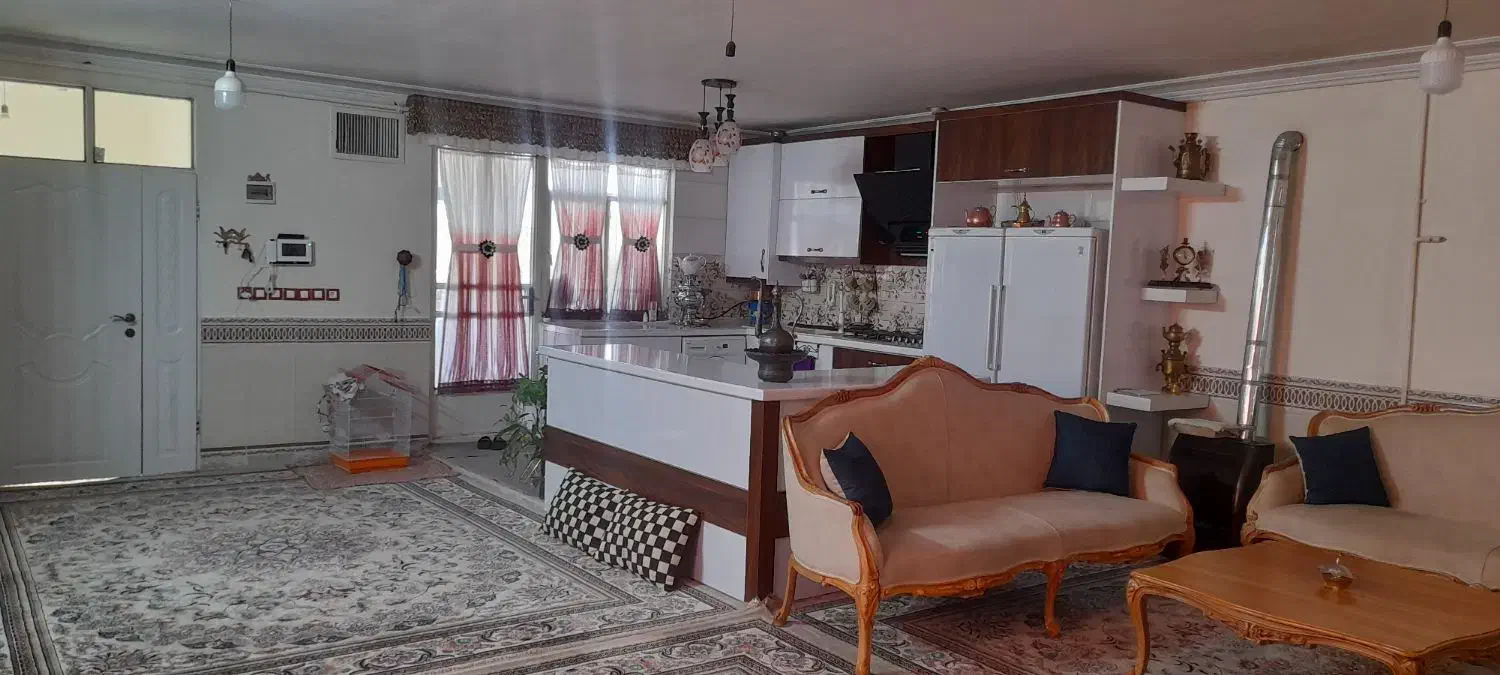 خانه آپارتمانی طبقه دوم راه مشترک|اجارهٔ آپارتمان|بروجرد, |دیوار