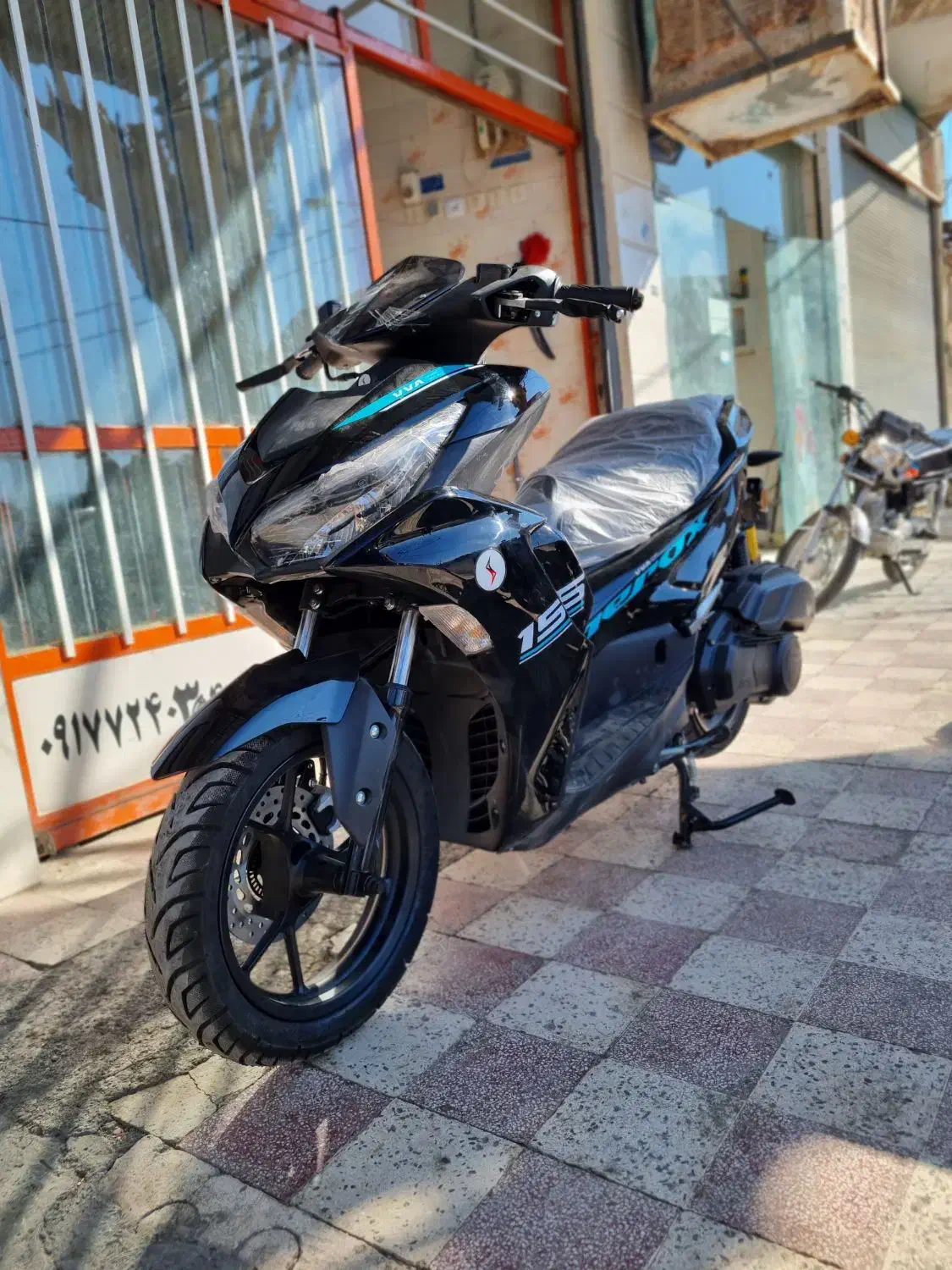 کیلیک۱۸۰ .  ۱۵۵nvx و ویو ۱۲۵|موتورسیکلت|کازرون, |دیوار