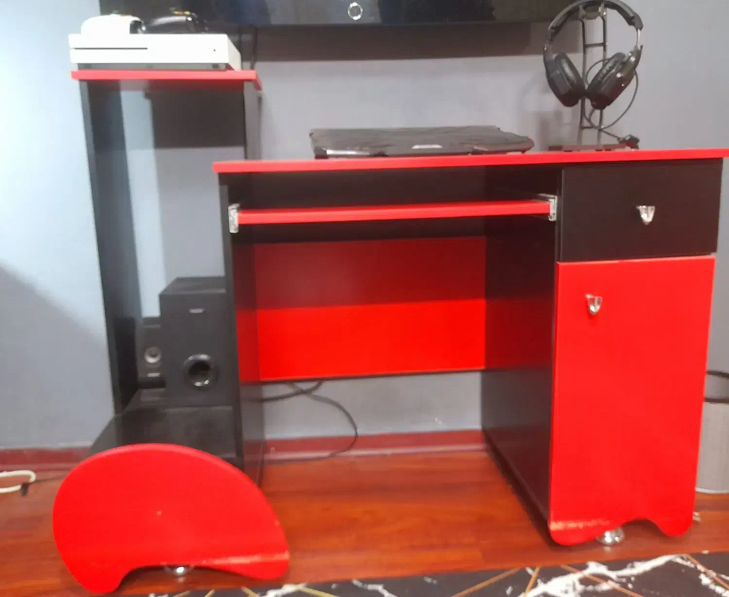 میز  تحریر|میز تحریر و کامپیوتر|شیراز, ستارخان|دیوار