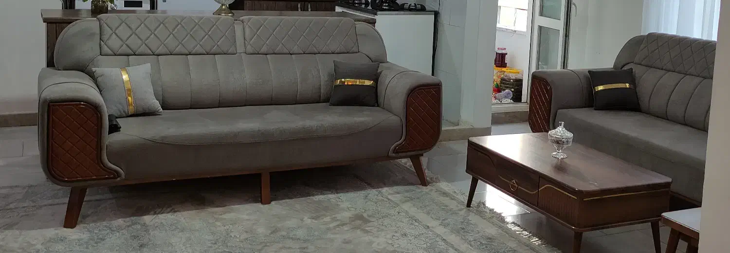 مبل ۸نفره نونو همراه جلومبلی و ۳تا عسلی|مبلمان خانگی و میز عسلی|پاکدشت, شهرک امام رضا|دیوار