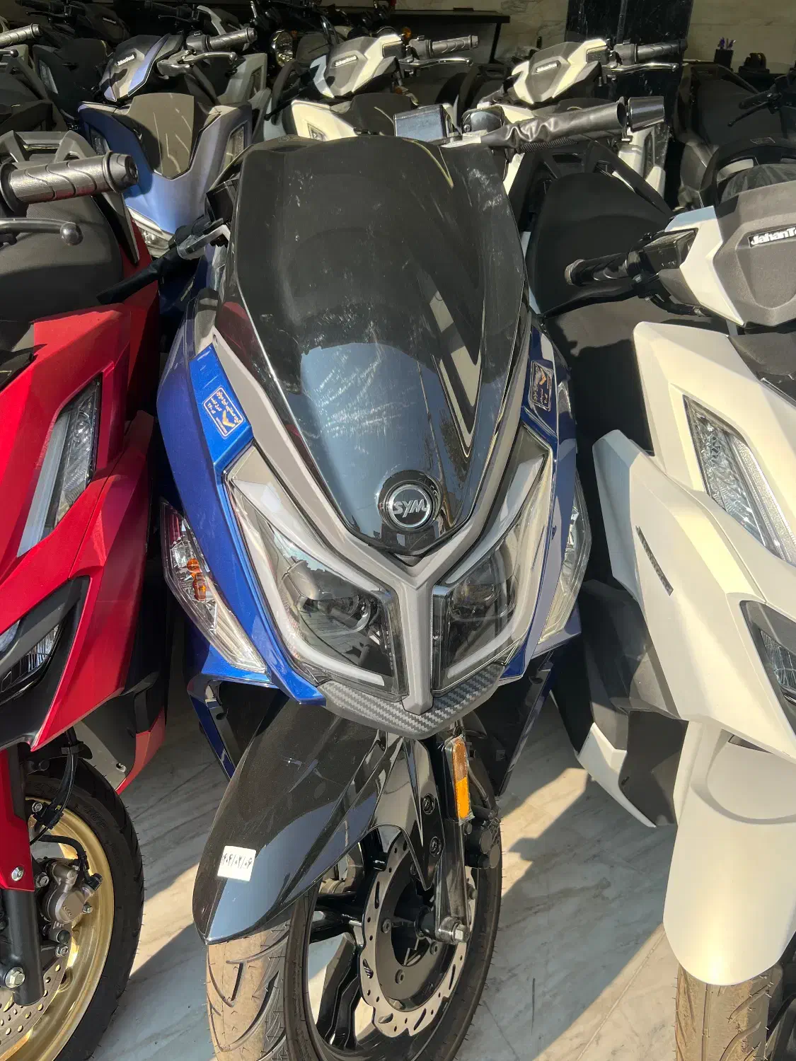 جی۲۰۰صفر کیلومتر همه رنگ موجود|موتورسیکلت|تهران, دروازه شمیران|دیوار