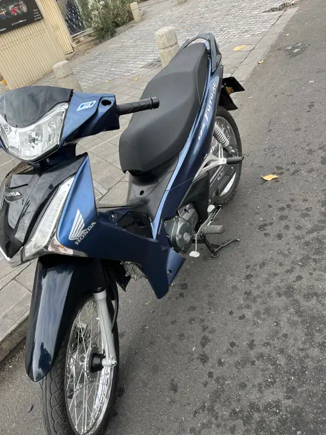 موتور ویو فیوچر|موتورسیکلت|تهران, فرودگاه مهرآباد|دیوار