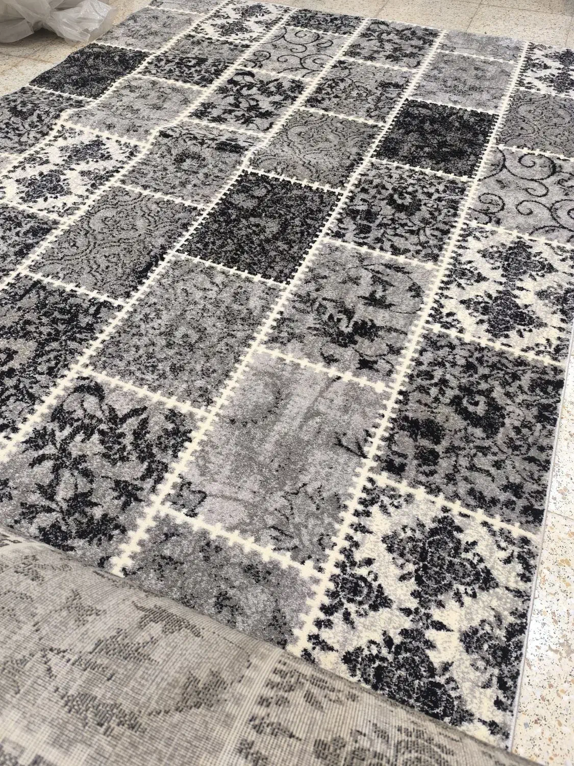 کناره فرش سبلان پلاس موکت تندیس ۲۱۳۳|فرش|قم, شاه ابراهیم|دیوار