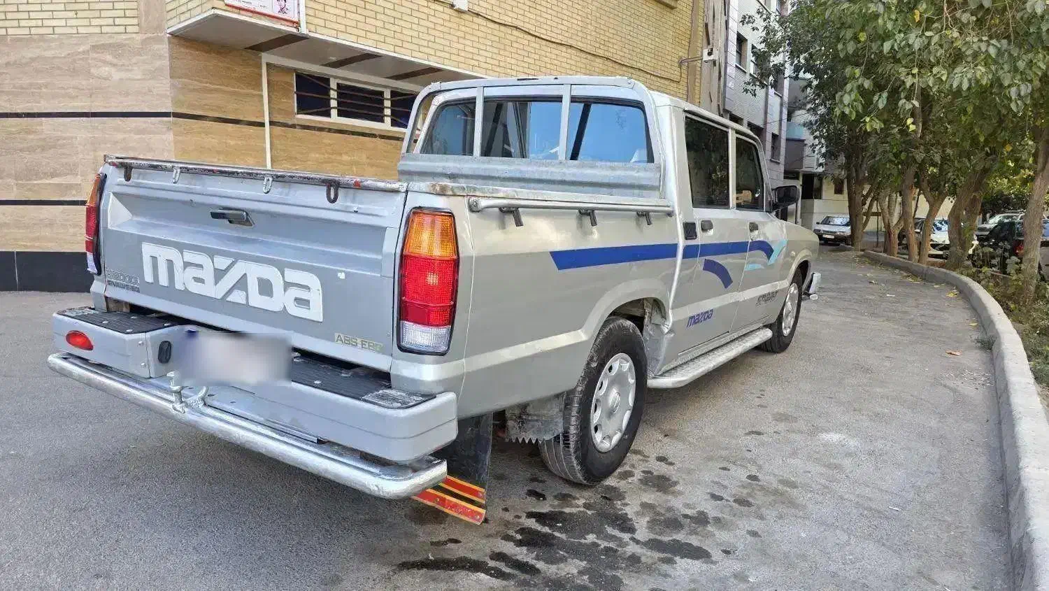 مزدا دوکابین مدل ۱۳۹۲ معاوضه با نیسان اریسان|خودرو سواری و وانت|شیراز, شهرک گلدشت حافظ|دیوار