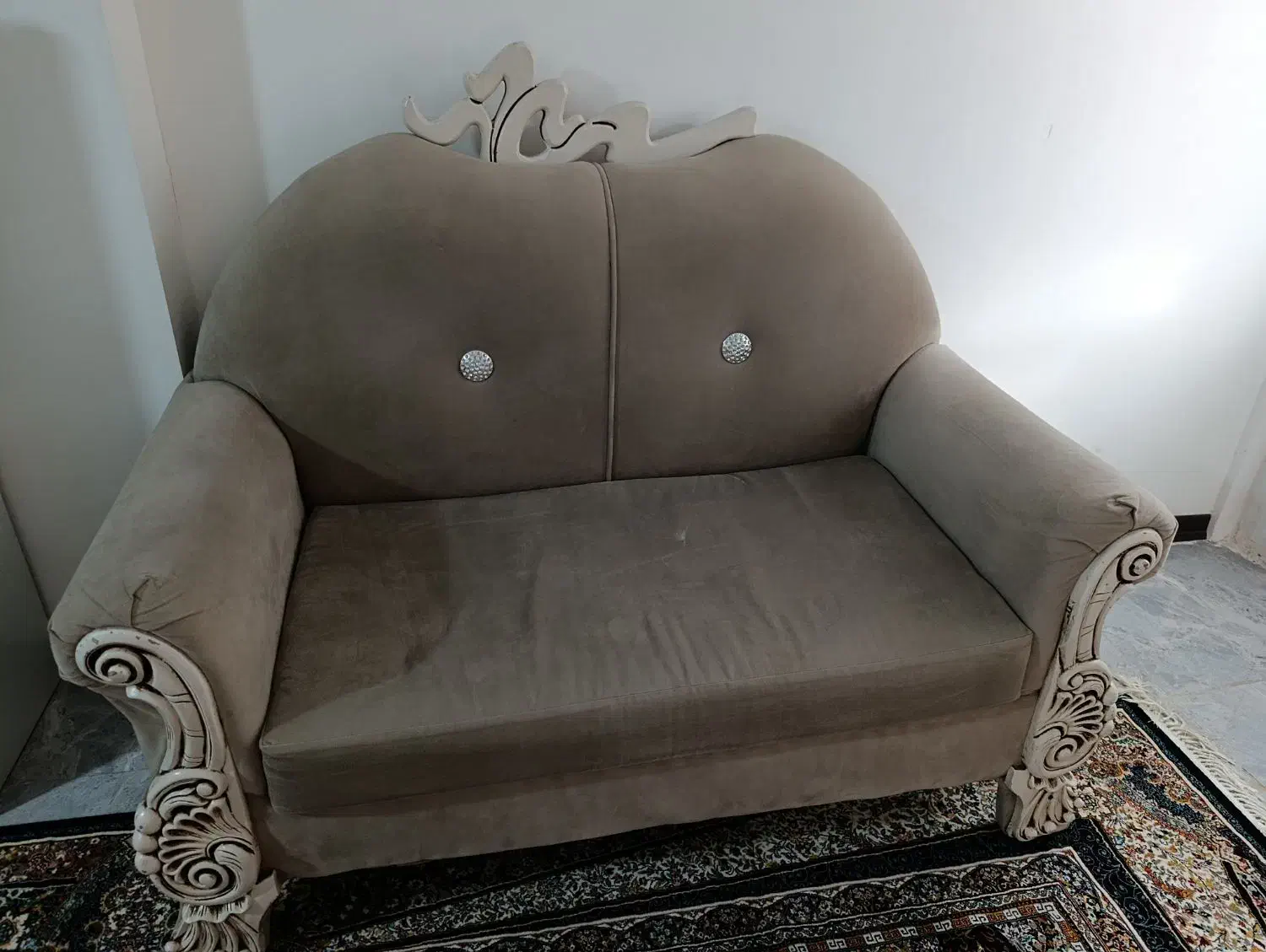 مبل راحتی ۷نفره|مبلمان خانگی و میز عسلی|اقبالیه, |دیوار