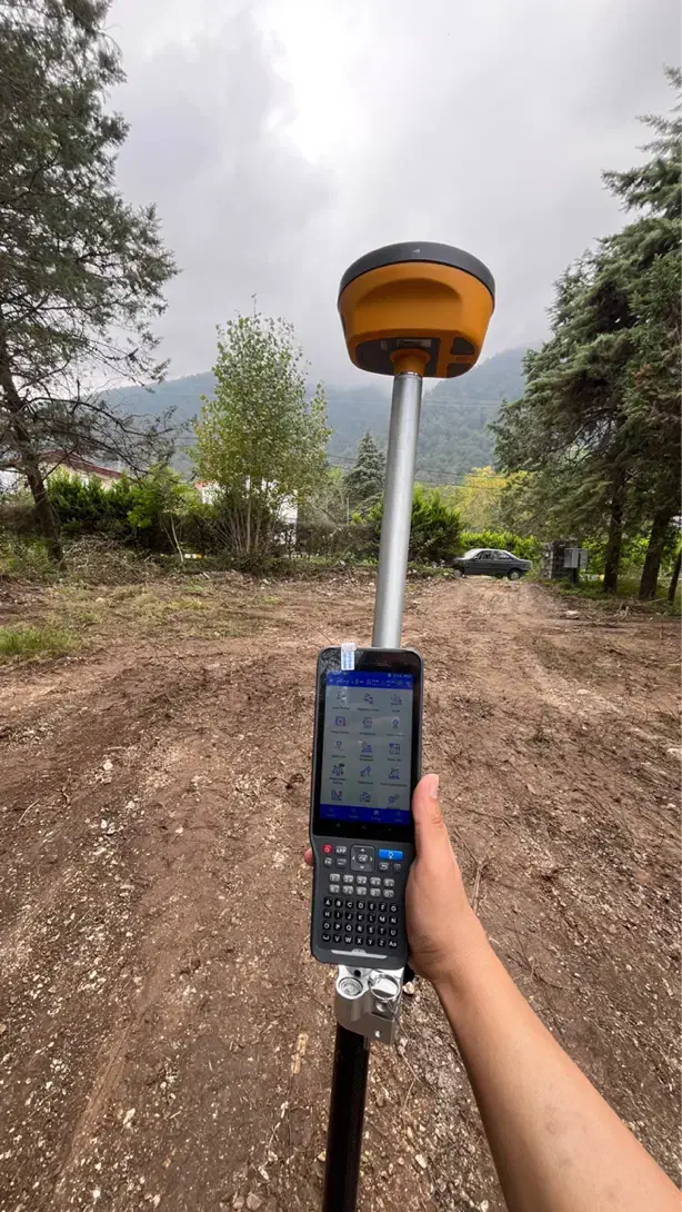 نقشه برداری وutm زمین|خدمات پیشه و مهارت|نوشهر, |دیوار