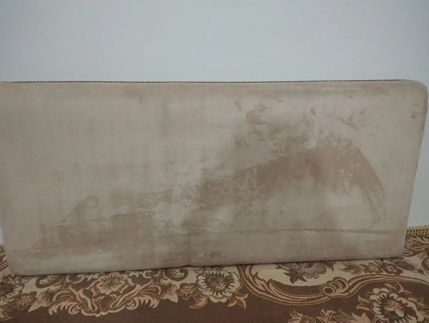 یک دست پشتی سلطنتی درحدنو|پشتی|سنندج, |دیوار