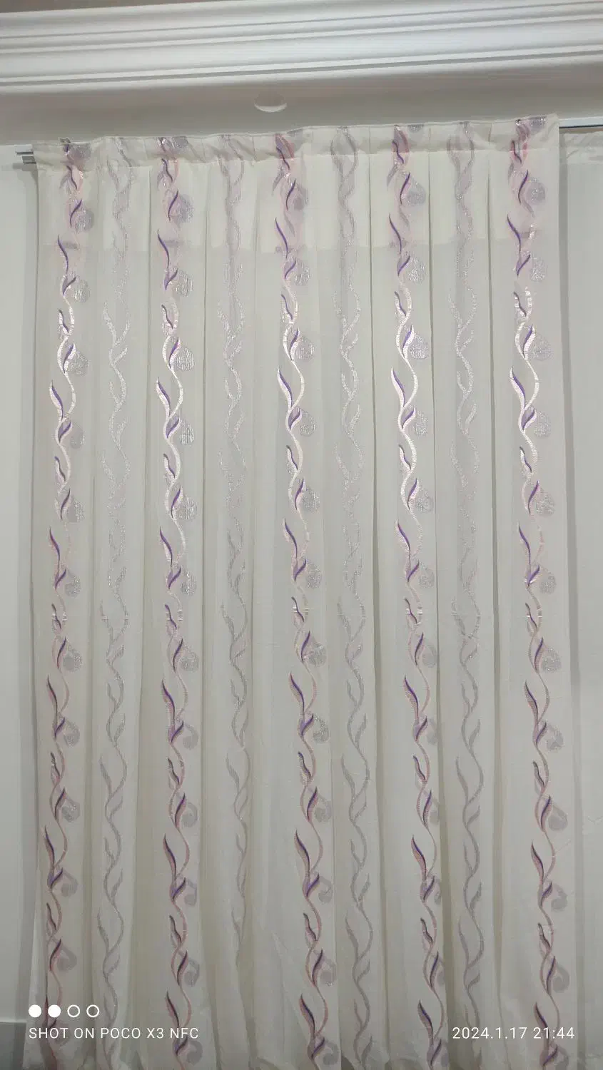 پرده سالم و تمیز درحد نو|پرده، رانر، رومیزی|فامنین, |دیوار