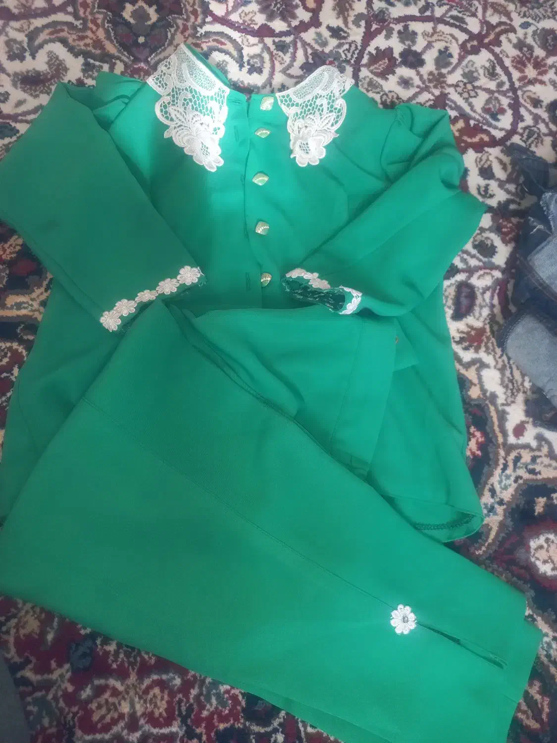 لباس دخترانه|لباس|گلپایگان, |دیوار