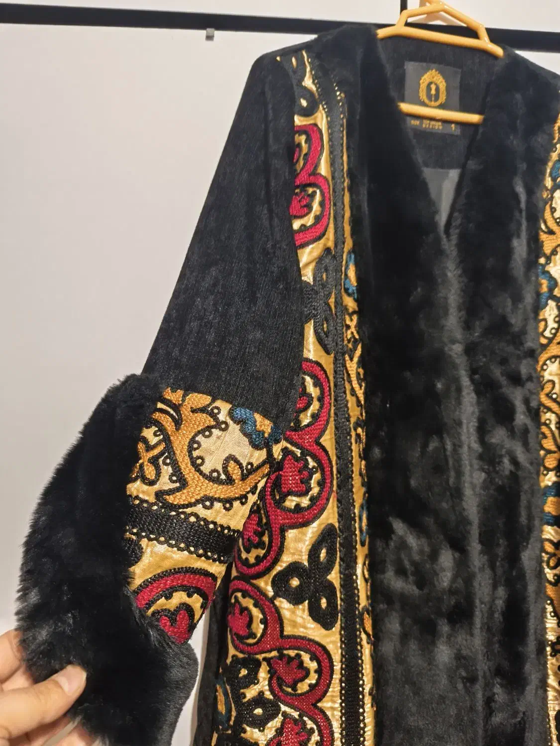 لباسها همه درحد نو|لباس|مشهد, پورسینا|دیوار