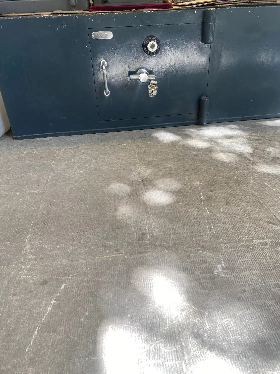 گاو صندوق زیر ویترینی|فروشگاه و مغازه|تهران, بازار|دیوار