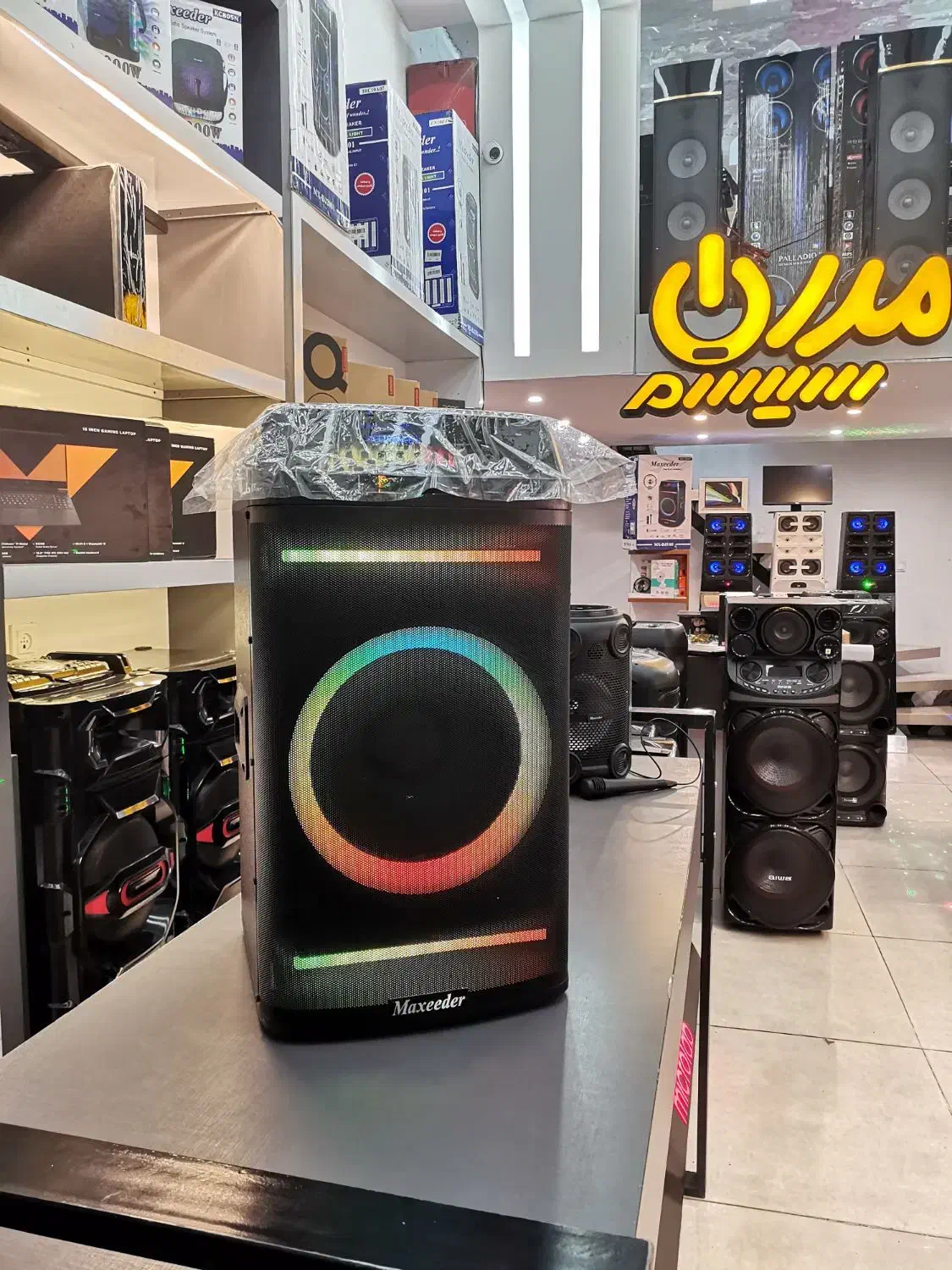 اسپیکر شارژی مکسیدرIRC10A07بارقص نورهای چرخشی|پخشکننده همراه|یزد, |دیوار