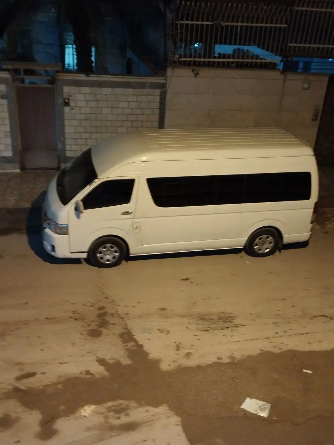 تویوتا هایس|خودرو سنگین|بندر امام خمینی, |دیوار