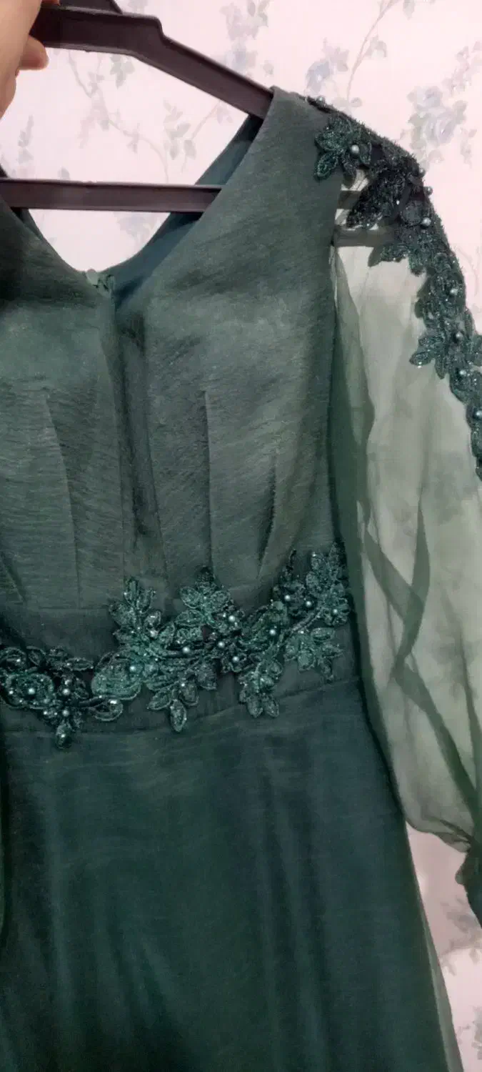 دو عدد لباس مجلسی|لباس|قم, چهار مردان|دیوار