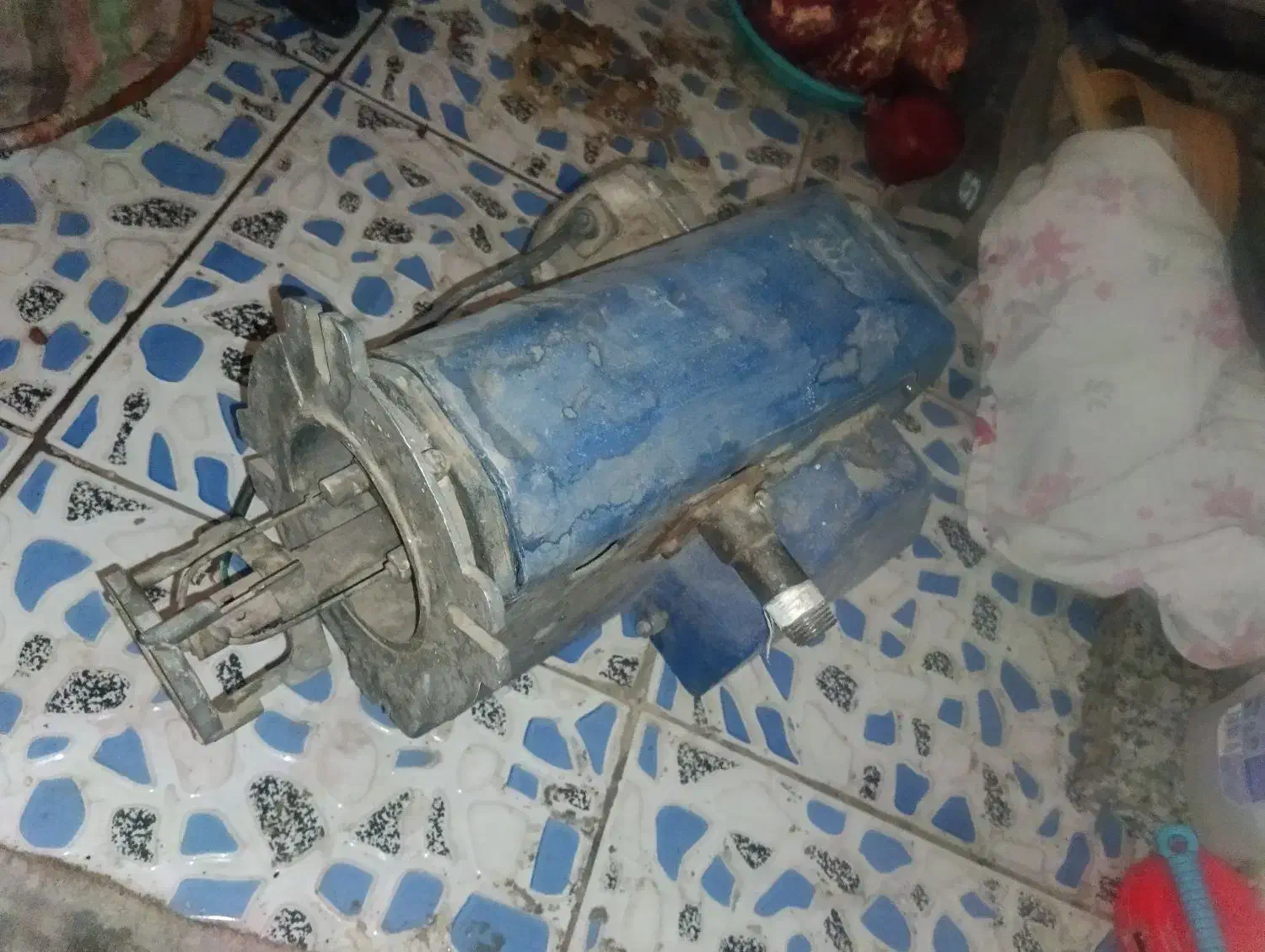 مشعل برقی|ابزارآلات|بجستان, |دیوار