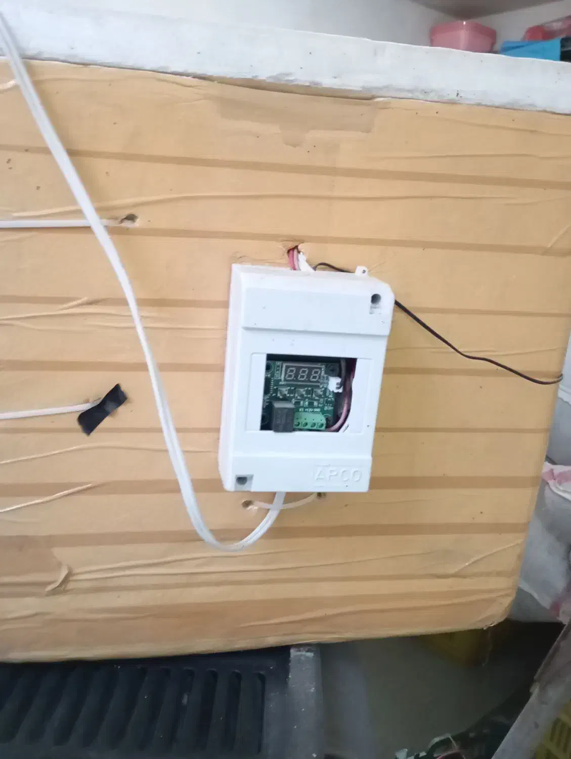 دستگاه جوجه کشی|لوازم جانبی حیوانات|ملکان, |دیوار