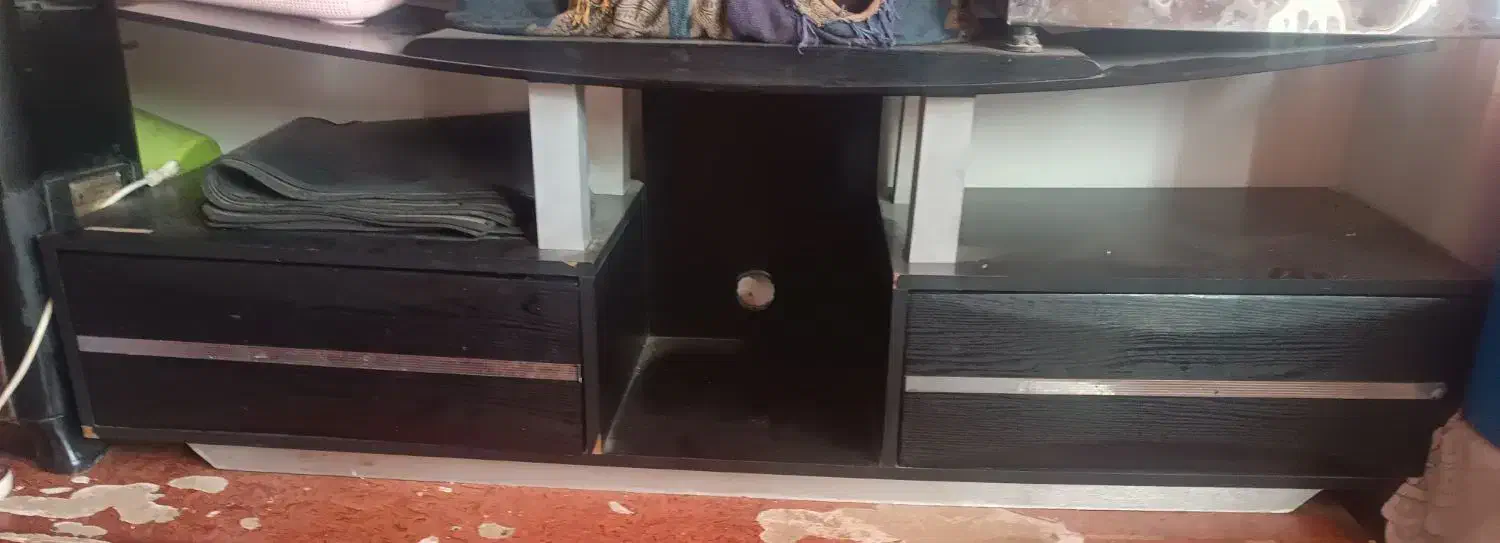 فروش دو عدد میز تلویزیون|میز تلویزیون|کهنوج, |دیوار