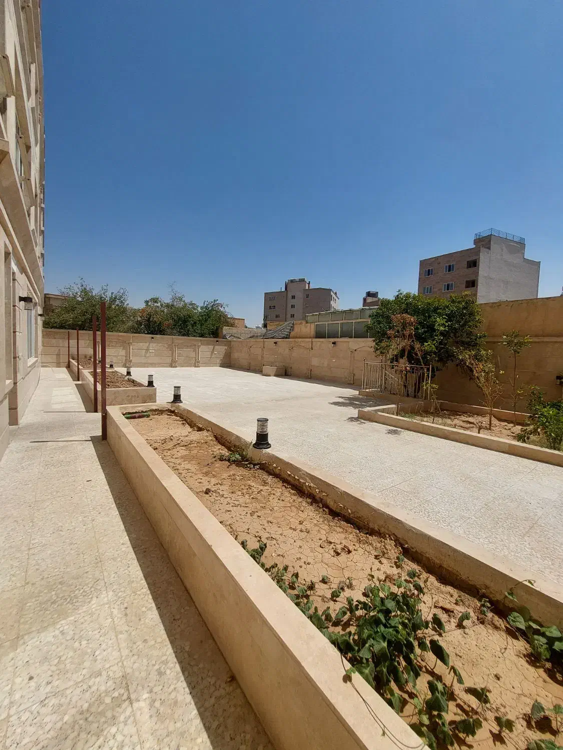 ۲خواب/۱۲۵ متر/ویو ابدی/نصر غربی/وام دار|فروش آپارتمان|شیراز, حافظیه|دیوار